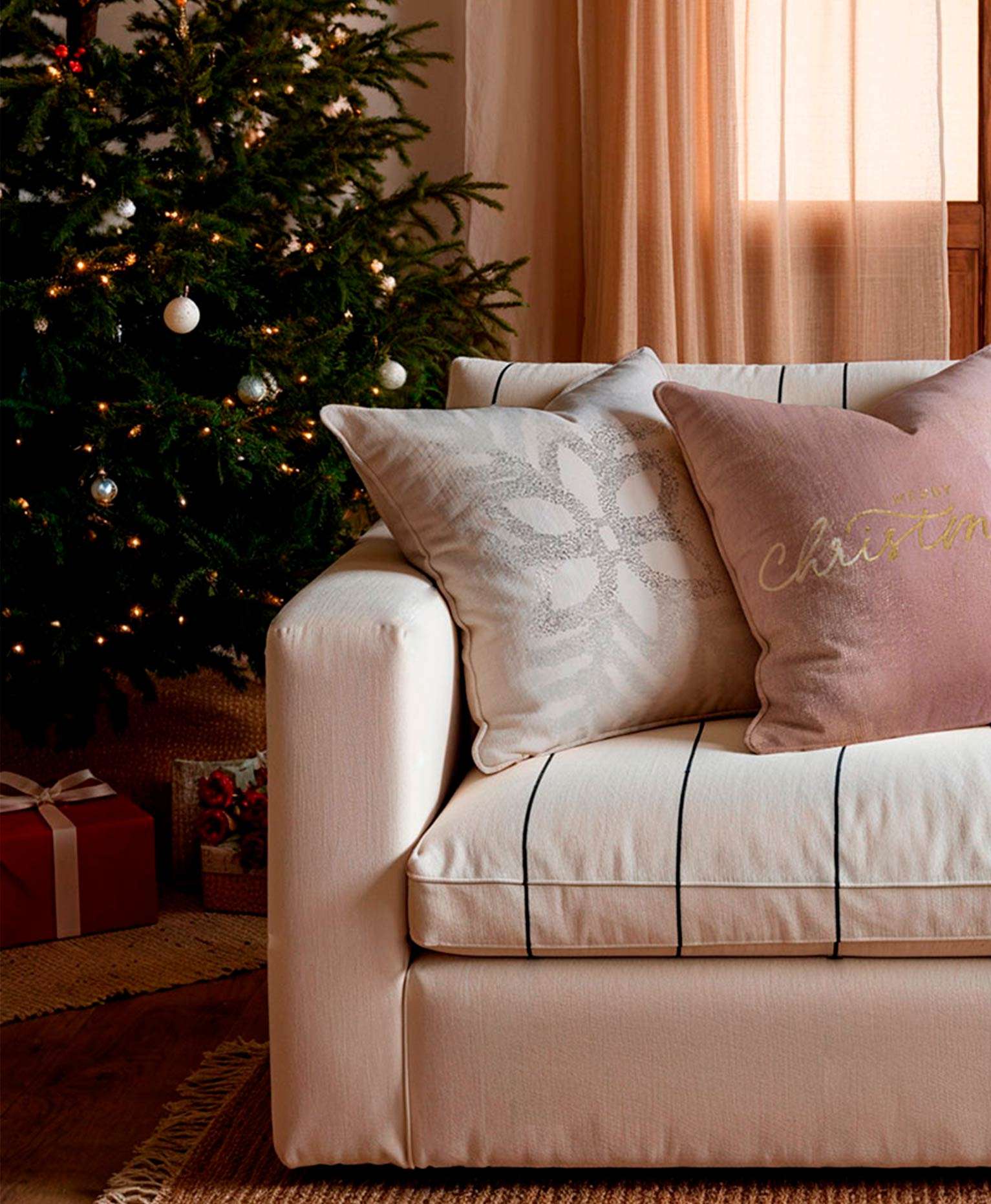 Cojin navidad terciopelo blanco