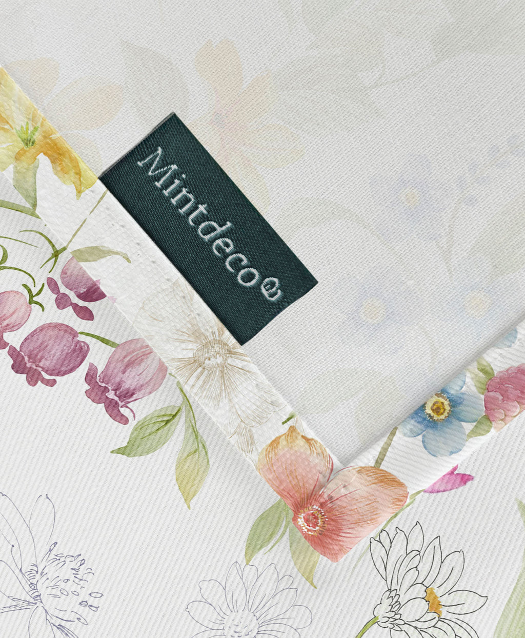 Mantel floral antimanchas