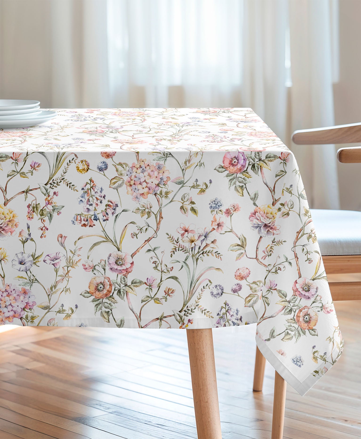 Mantel con flores en acuarela, mantel antimanchas