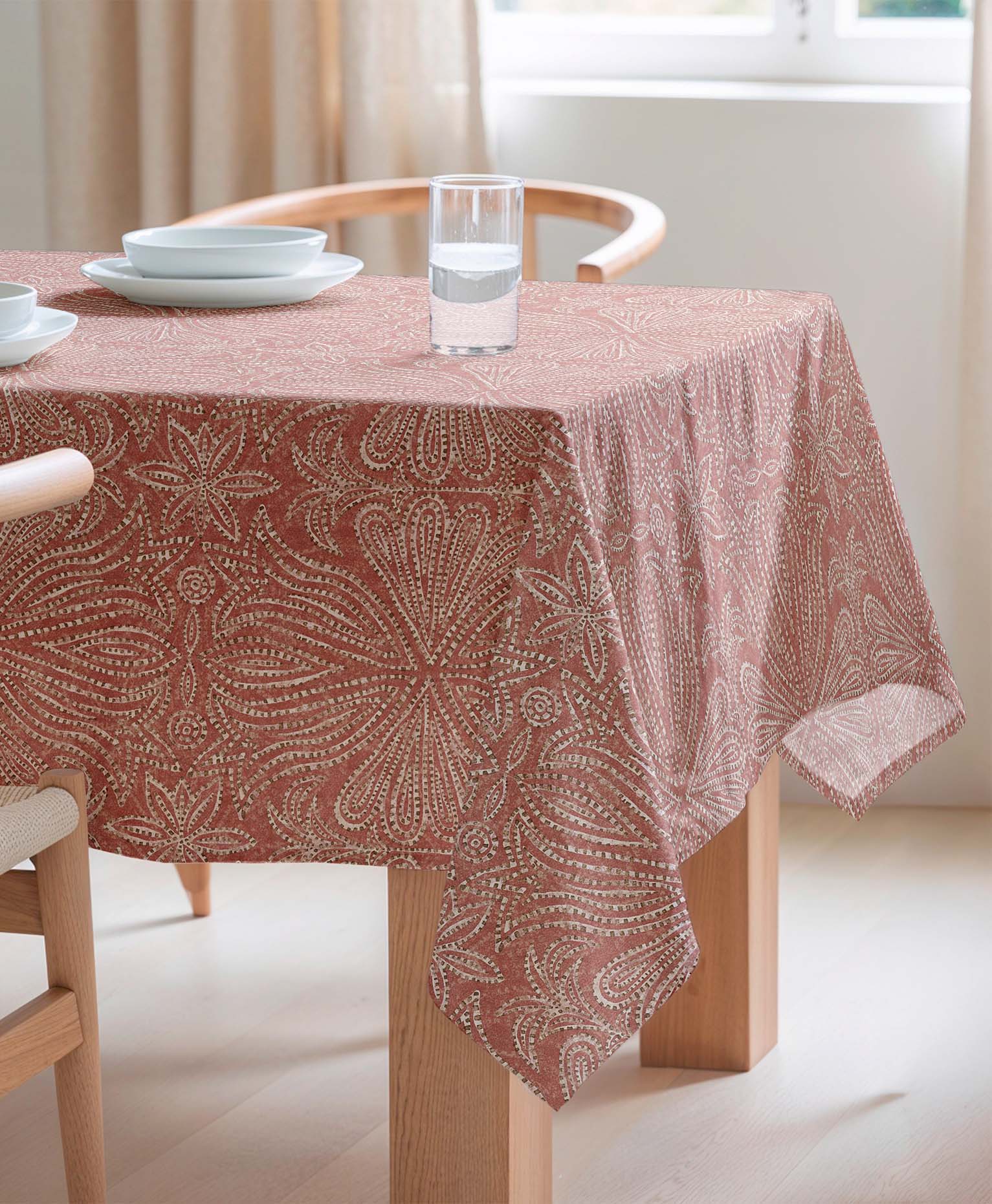 Mantel naranja con patrones, mantel antimanchas
