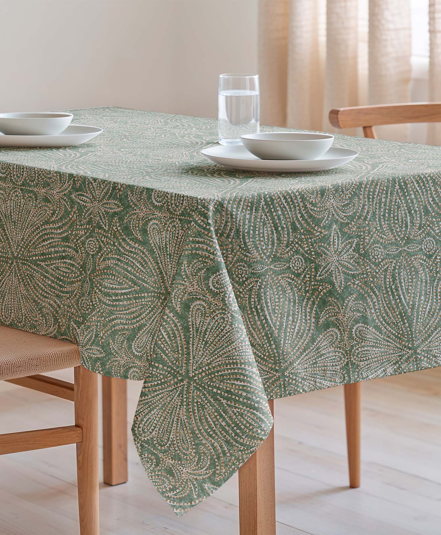 Mantel verde con patrones, mantel antimanchas