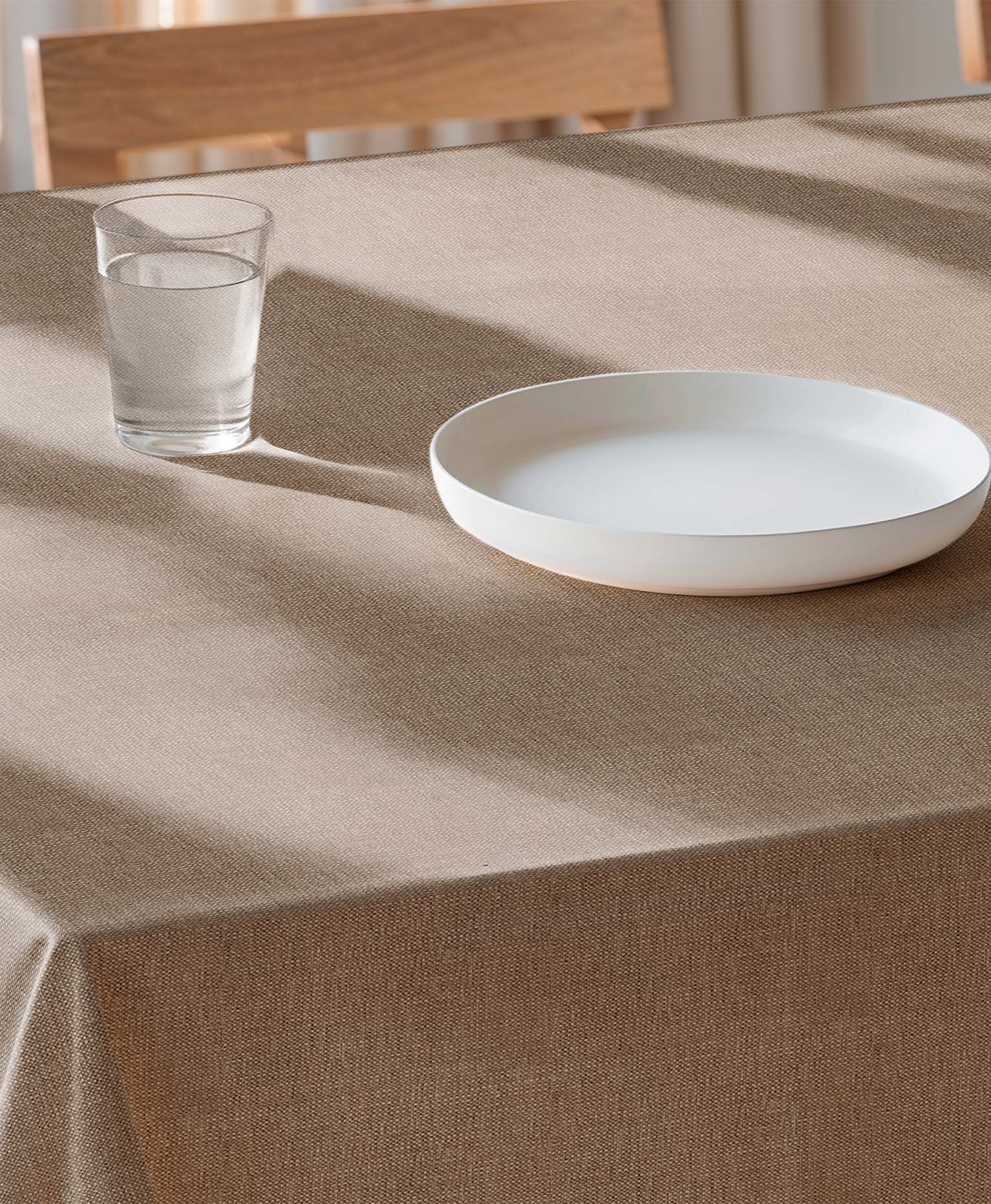 Mantel antimanchas Indra Taupe