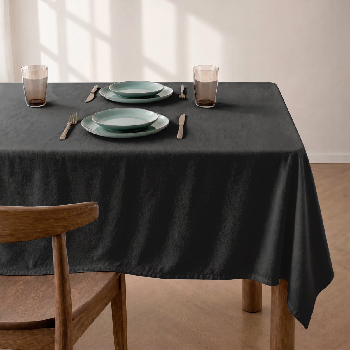 Mantel Antimanchas Trim Black