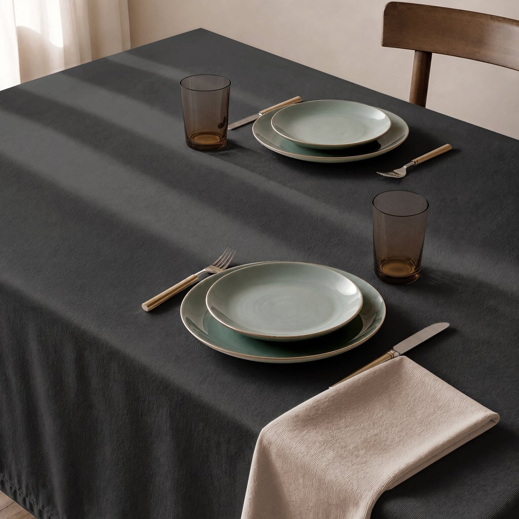Mantel Antimanchas Trim Black