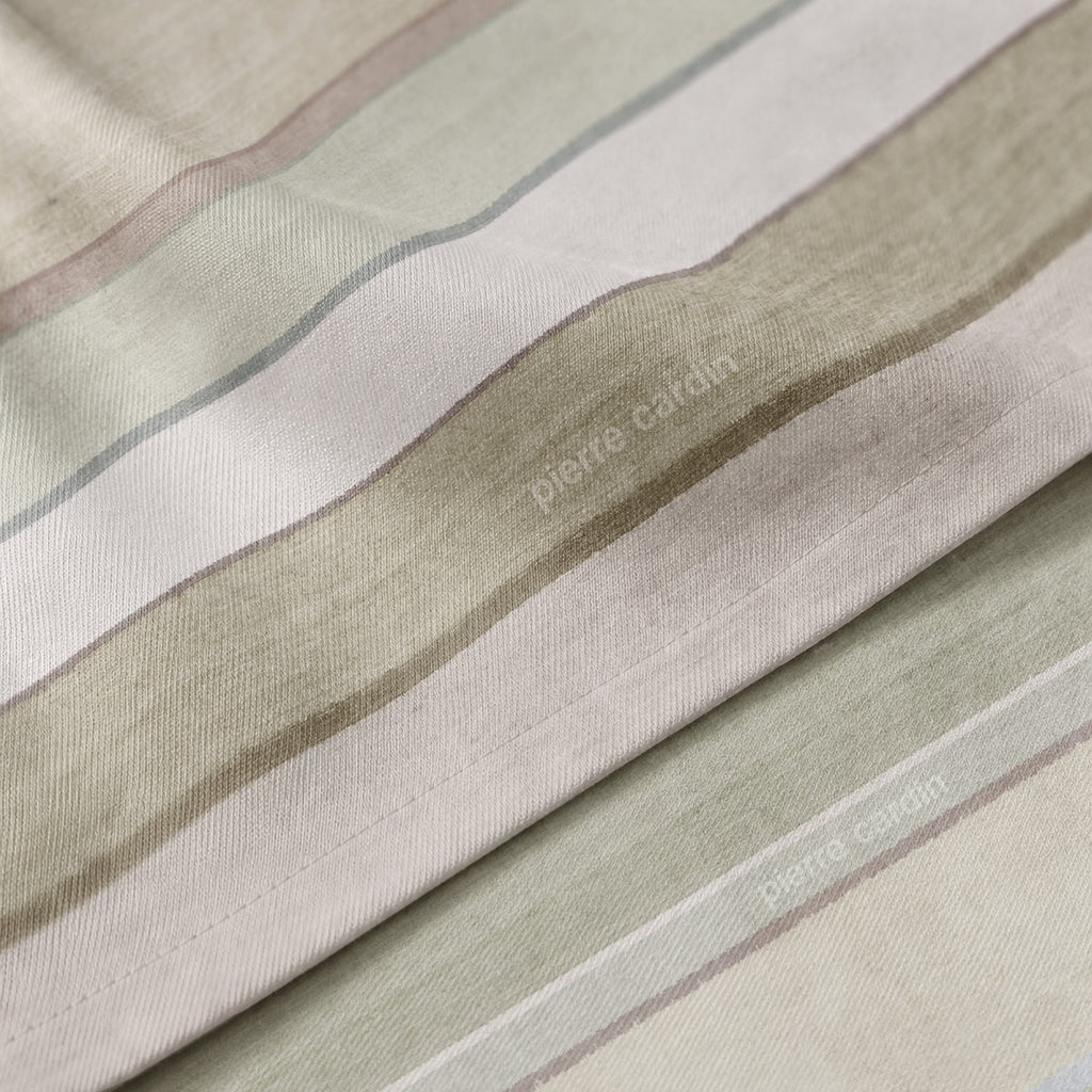 Mantel Antimanchas Adele Multicolor · Pierre Cardin