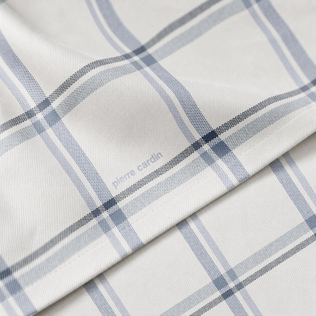 Mantel Antimanchas Adrianne Azul · Pierre Cardin