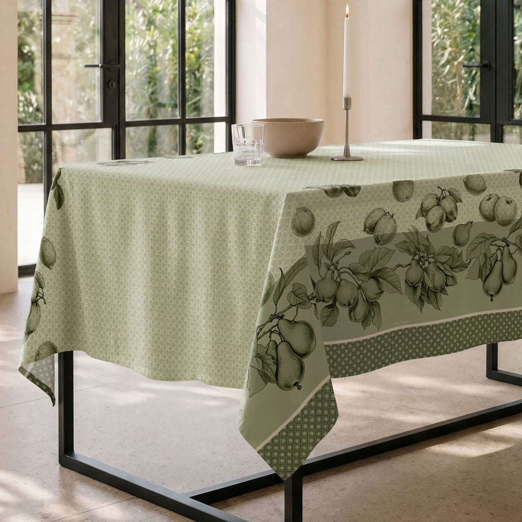 Mantel Antimanchas Claire Verde · Pierre Cardin