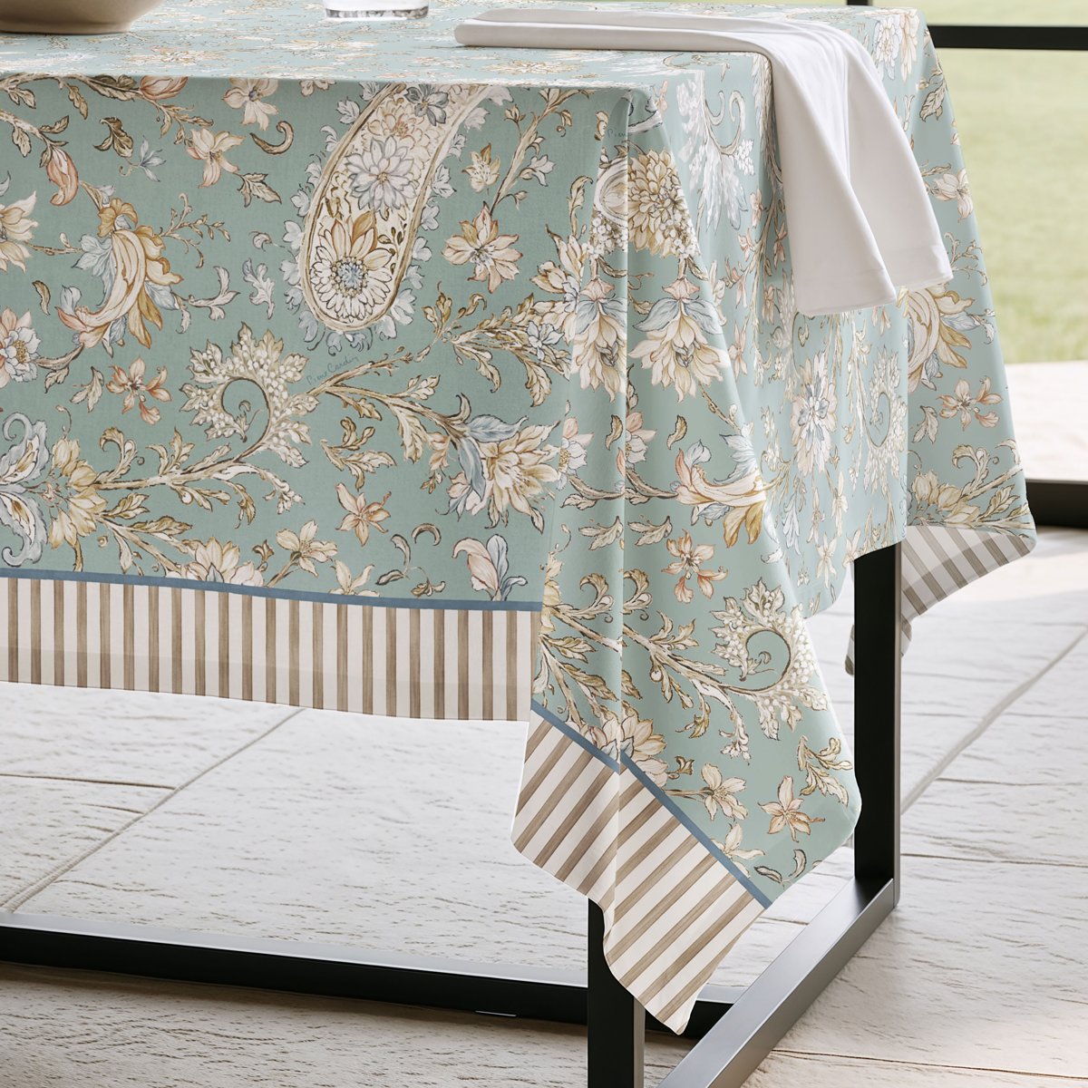 Mantel Antimanchas Cristal Blue · Pierre Cardin