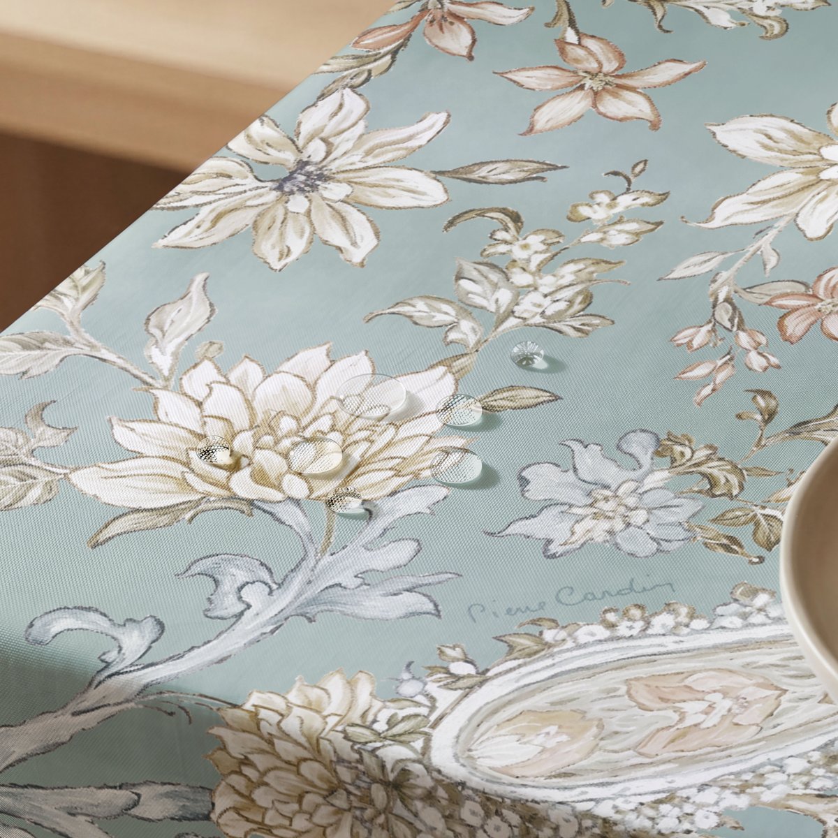 Mantel Antimanchas Cristal Blue · Pierre Cardin