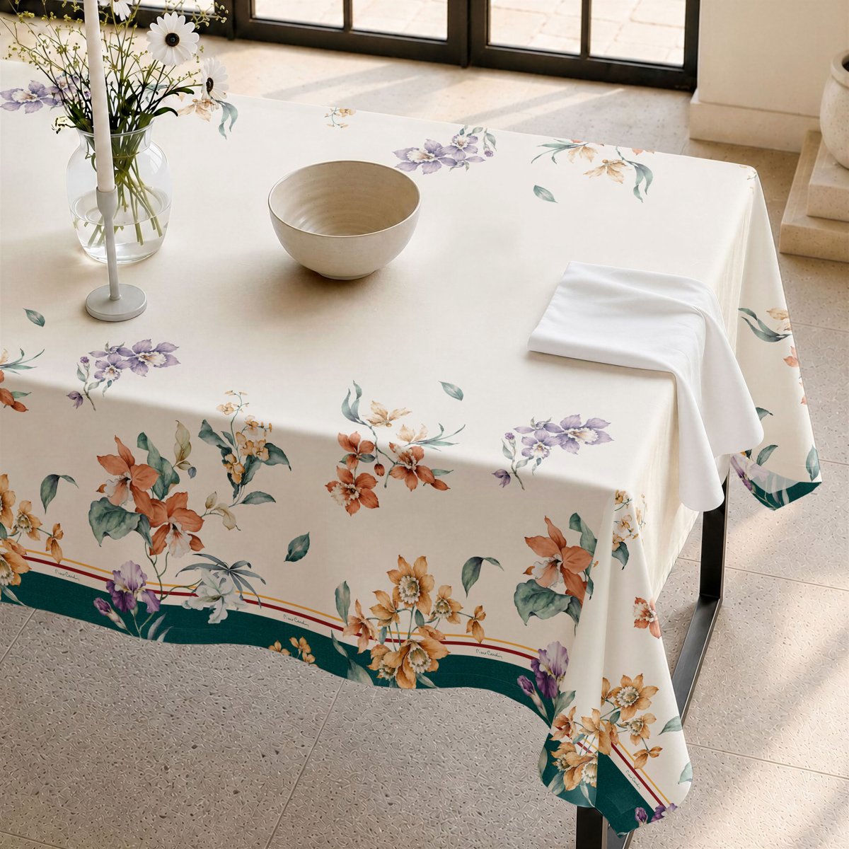 Mantel Antimanchas Divine Multicolor · Pierre Cardin