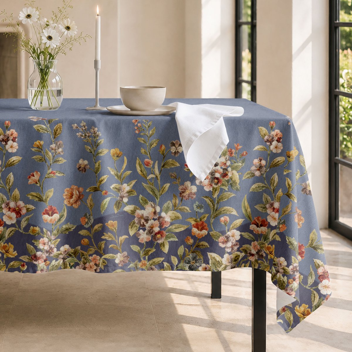 Mantel Antimanchas Emilie Azul · Pierre Cardin
