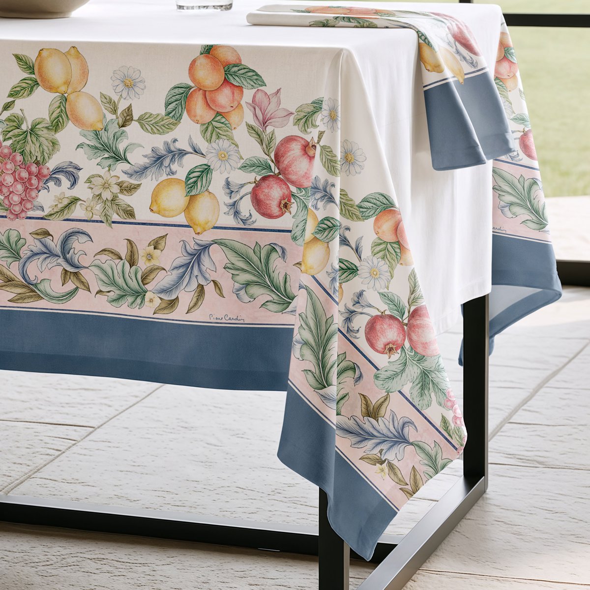 Mantel Antimanchas Madeleine Multicolor · Pierre Cardin