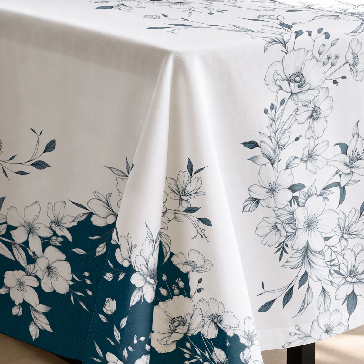 Mantel Antimanchas Mimosa Azul · Pierre Cardin