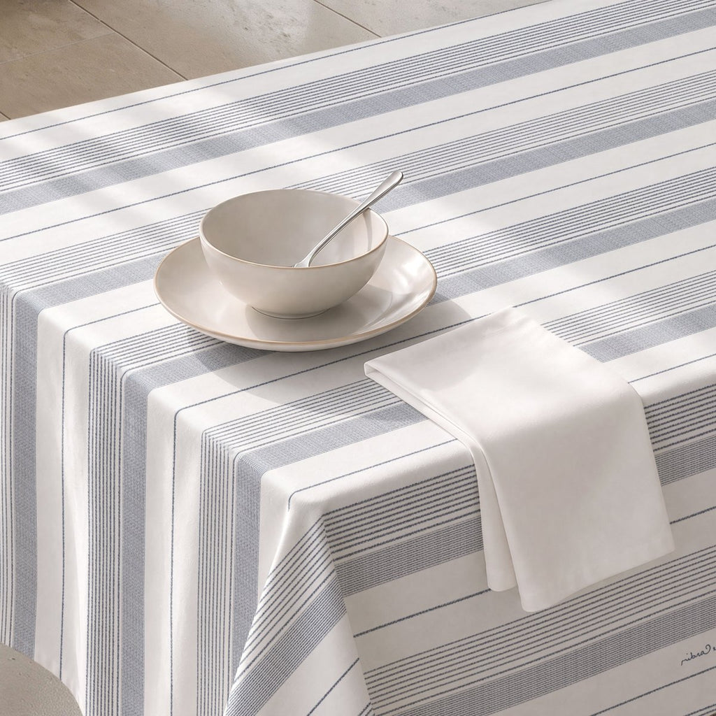 Mantel Antimanchas Noelle Azul · Pierre Cardin