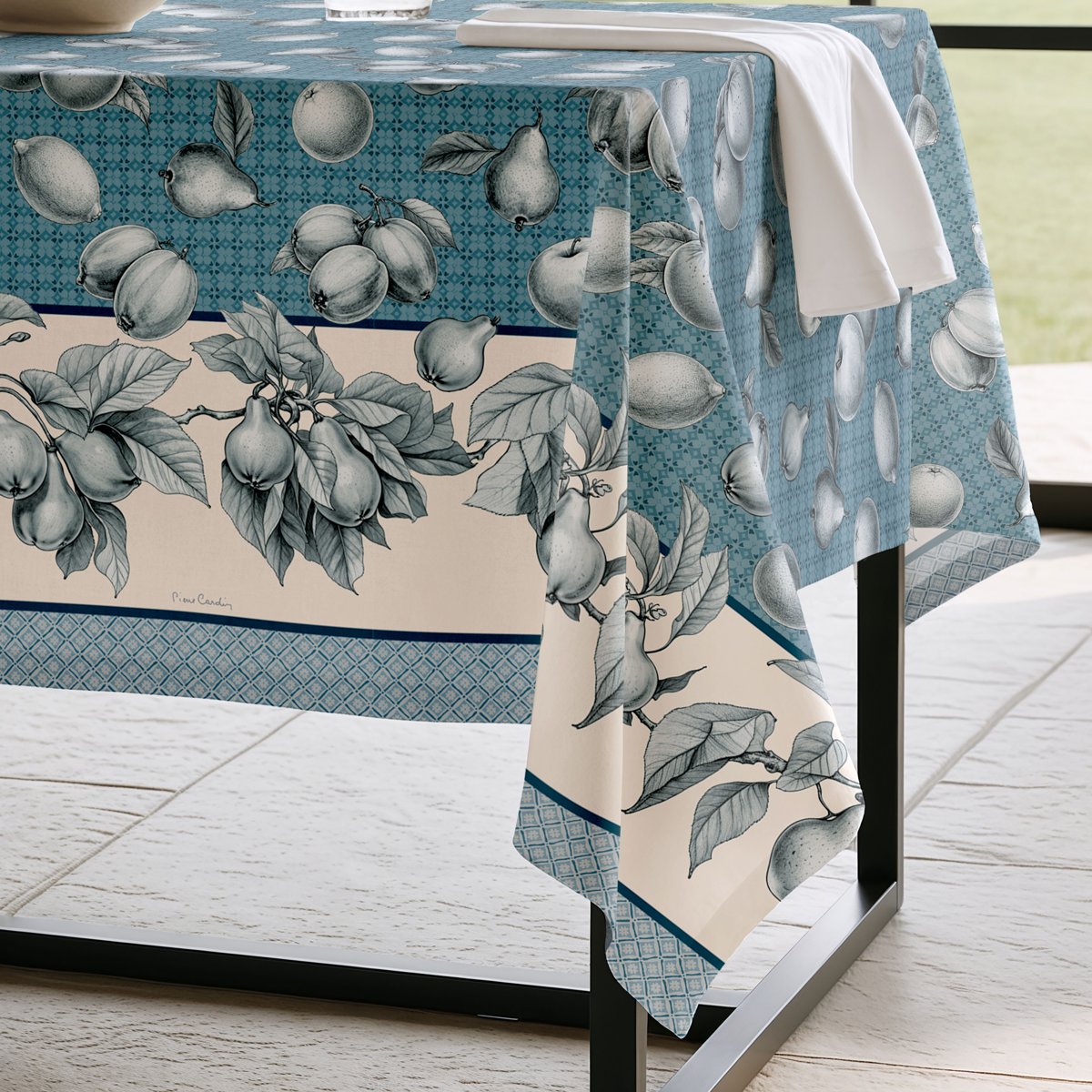 Mantel Antimanchas Prestige Azul · Pierre Cardin