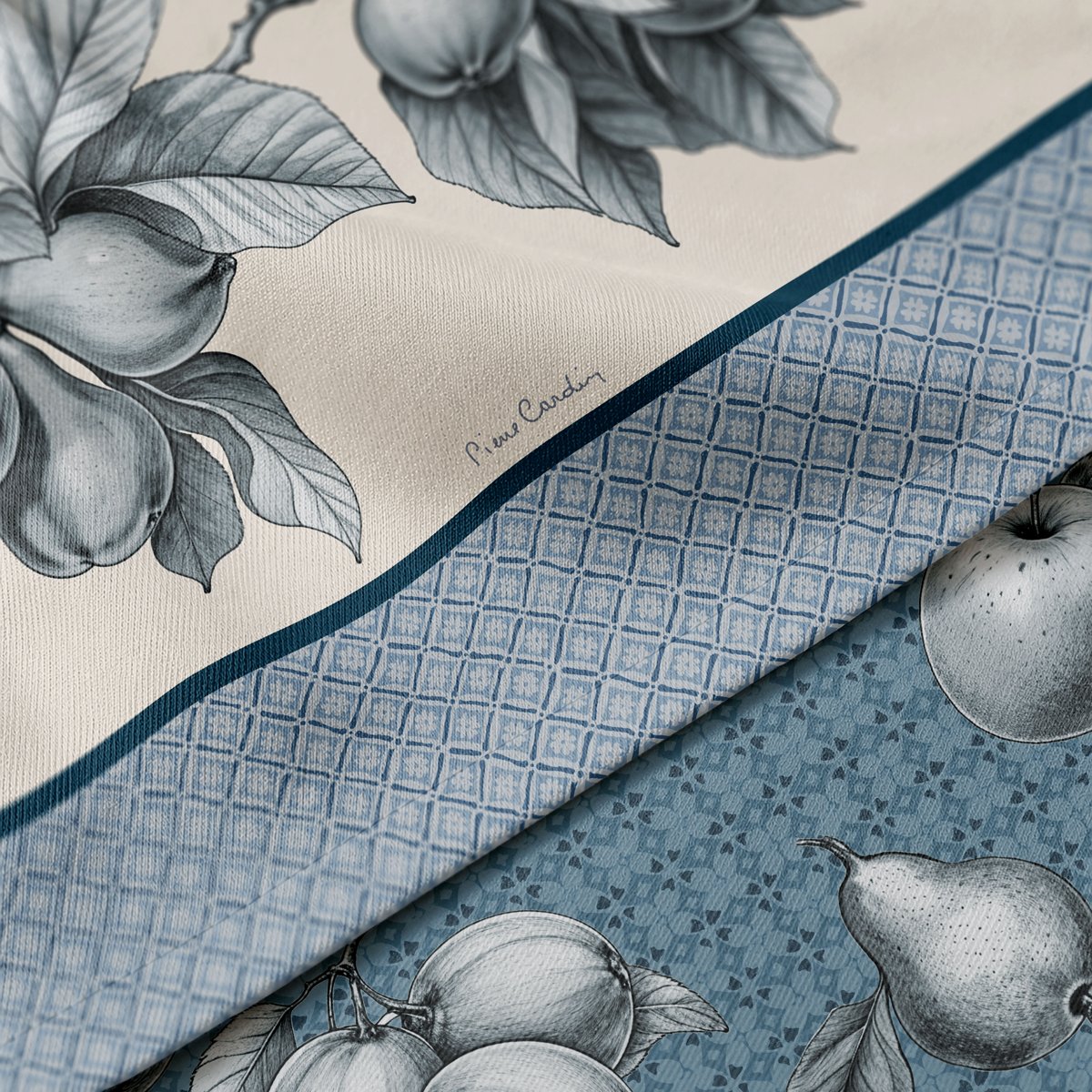 Mantel Antimanchas Prestige Azul · Pierre Cardin
