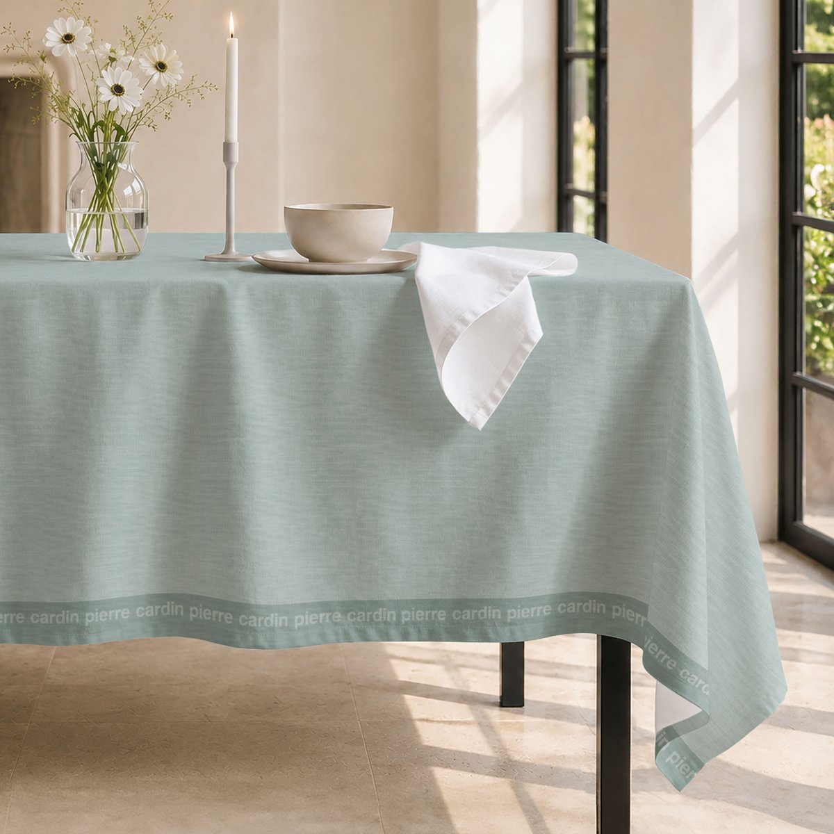 Mantel Antimanchas Essence Aqua · Pierre Cardin