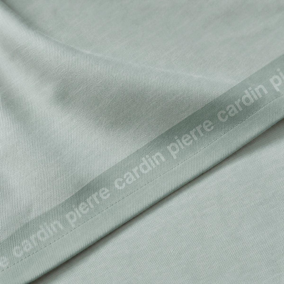 Mantel Antimanchas Essence Aqua · Pierre Cardin