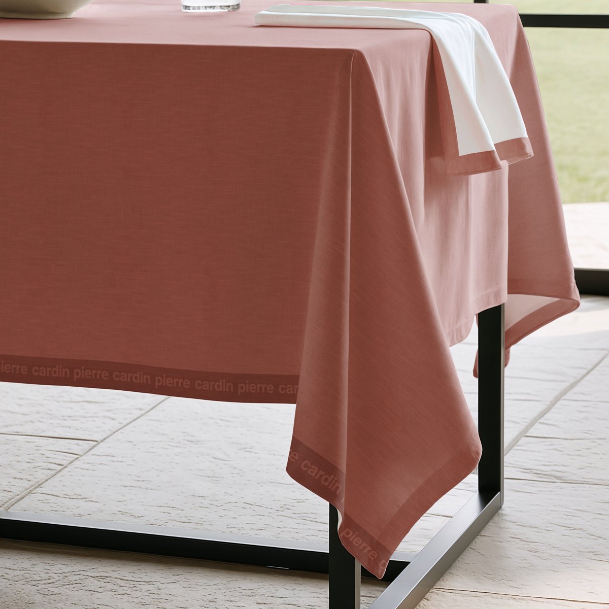 Mantel Antimanchas Essence Terracota · Pierre Cardin