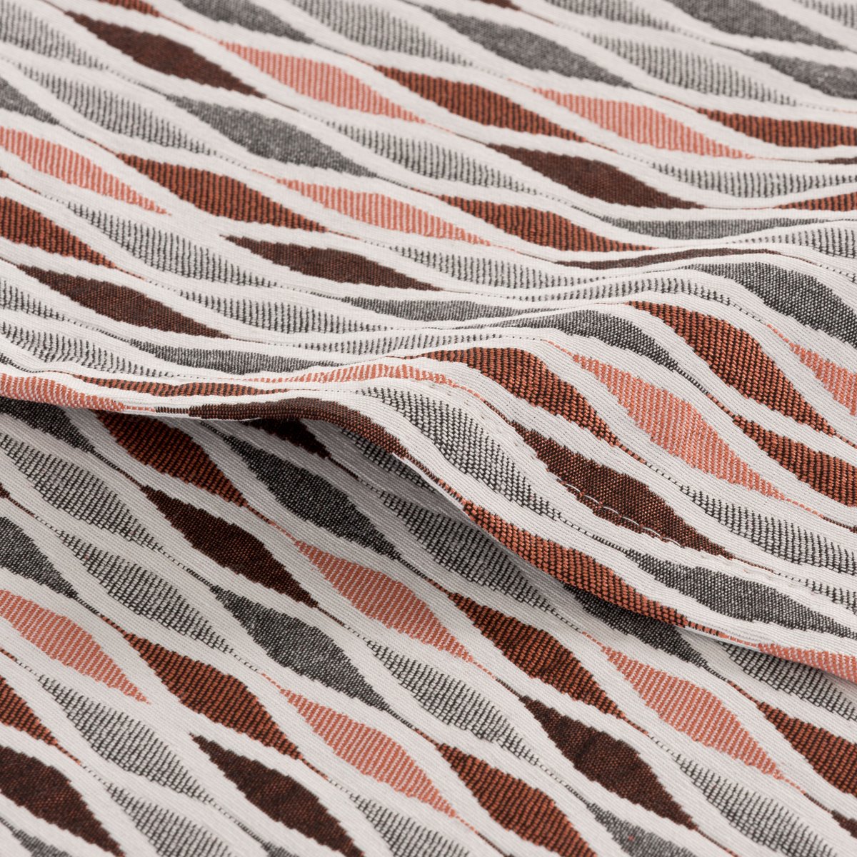 Mantel Jacquard Adeline Coral · Pierre Cardin