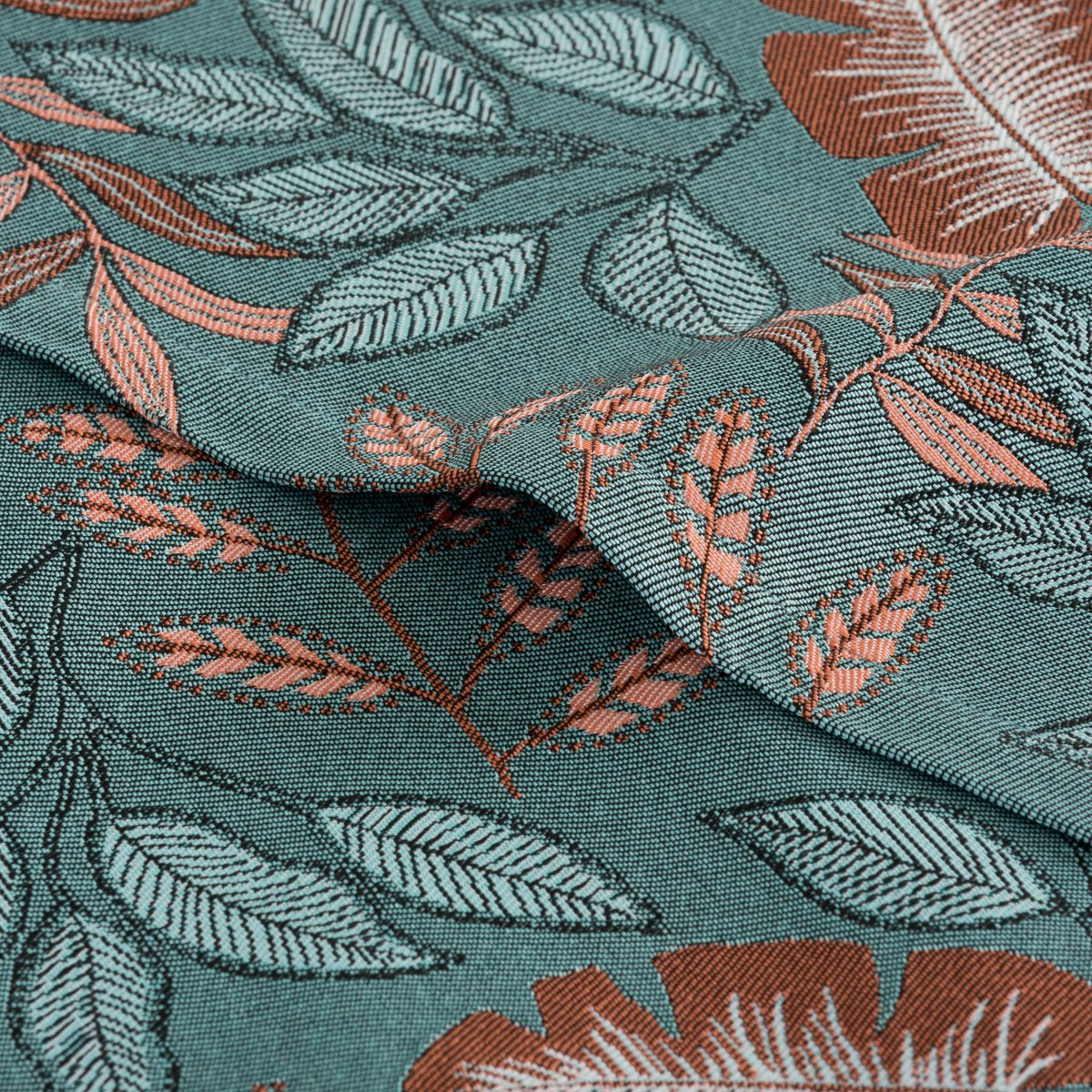Mantel Jacquard Arles Agua · Pierre Cardin