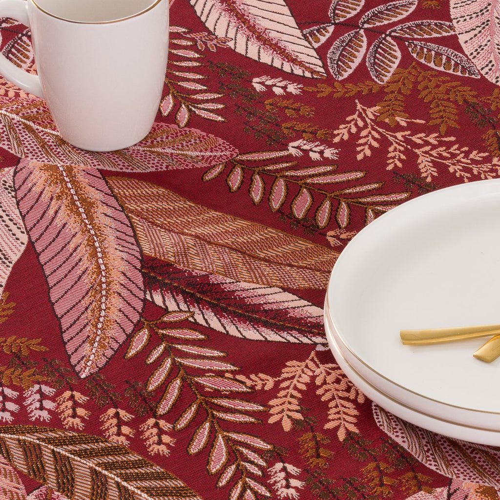 Mantel Jacquard Évora Rojo · Pierre Cardin