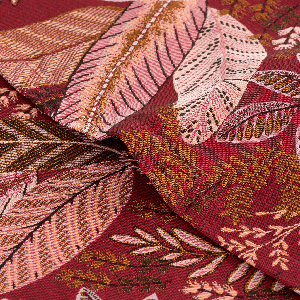 Mantel Jacquard Évora Rojo · Pierre Cardin