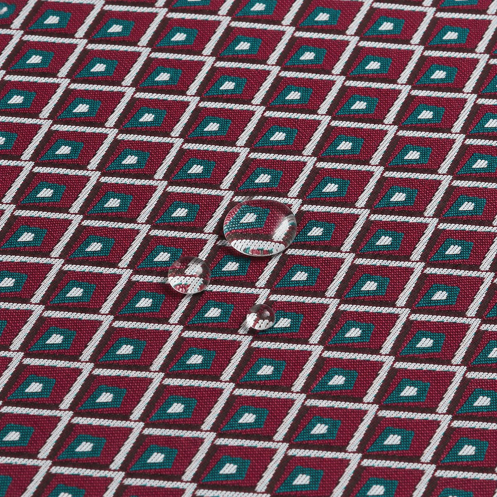 Mantel Jacquard Marielle Burdeos · Pierre Cardin
