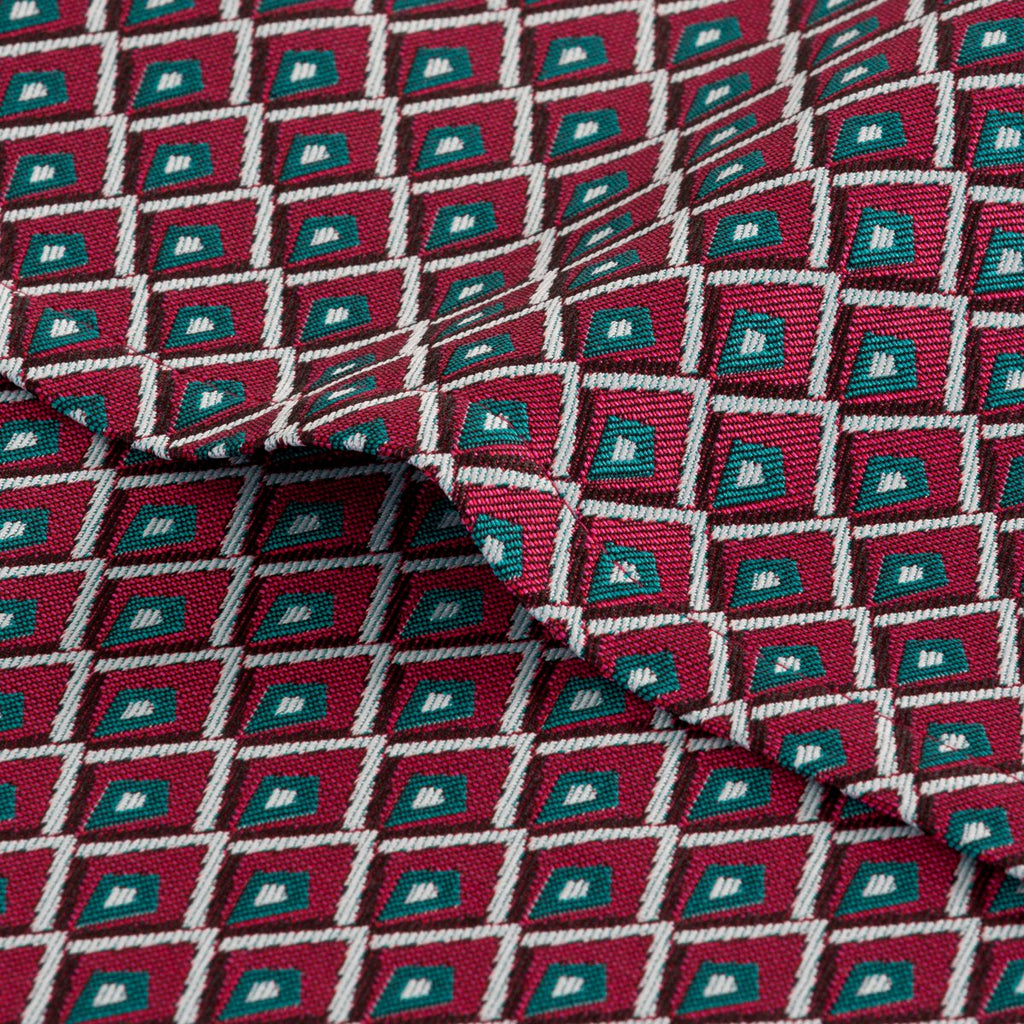 Mantel Jacquard Marielle Burdeos · Pierre Cardin