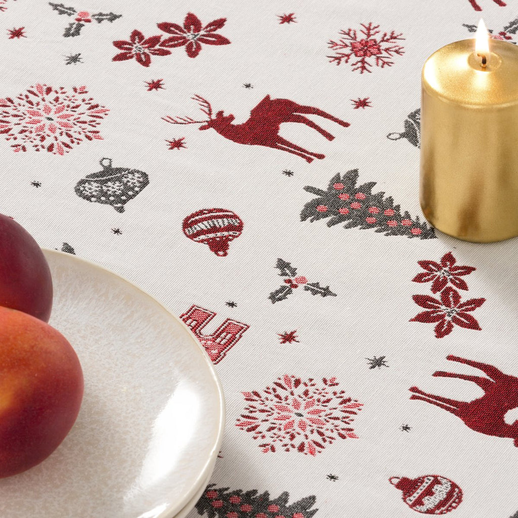 Mantel Navidad Jacquard Carmine Rojo · Pierre Cardin