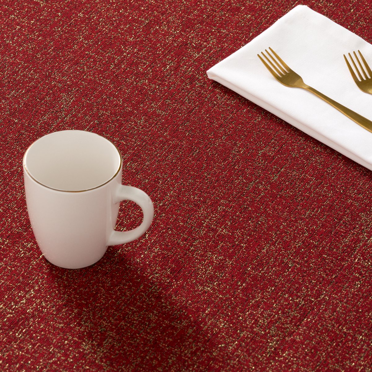 Mantel Navidad Jacquard Diamant Rojo · Pierre Cardin