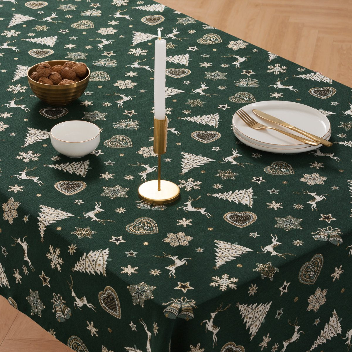 Mantel Navidad Jacquard Starlit Verde · Pierre Cardin