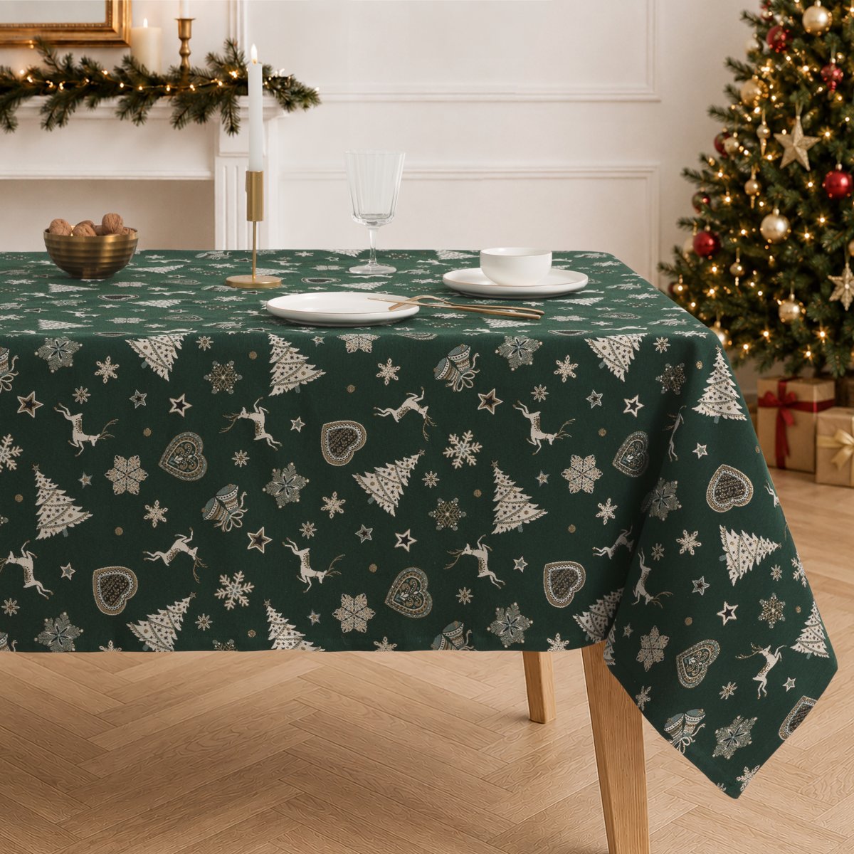Mantel Navidad Jacquard Starlit Verde · Pierre Cardin