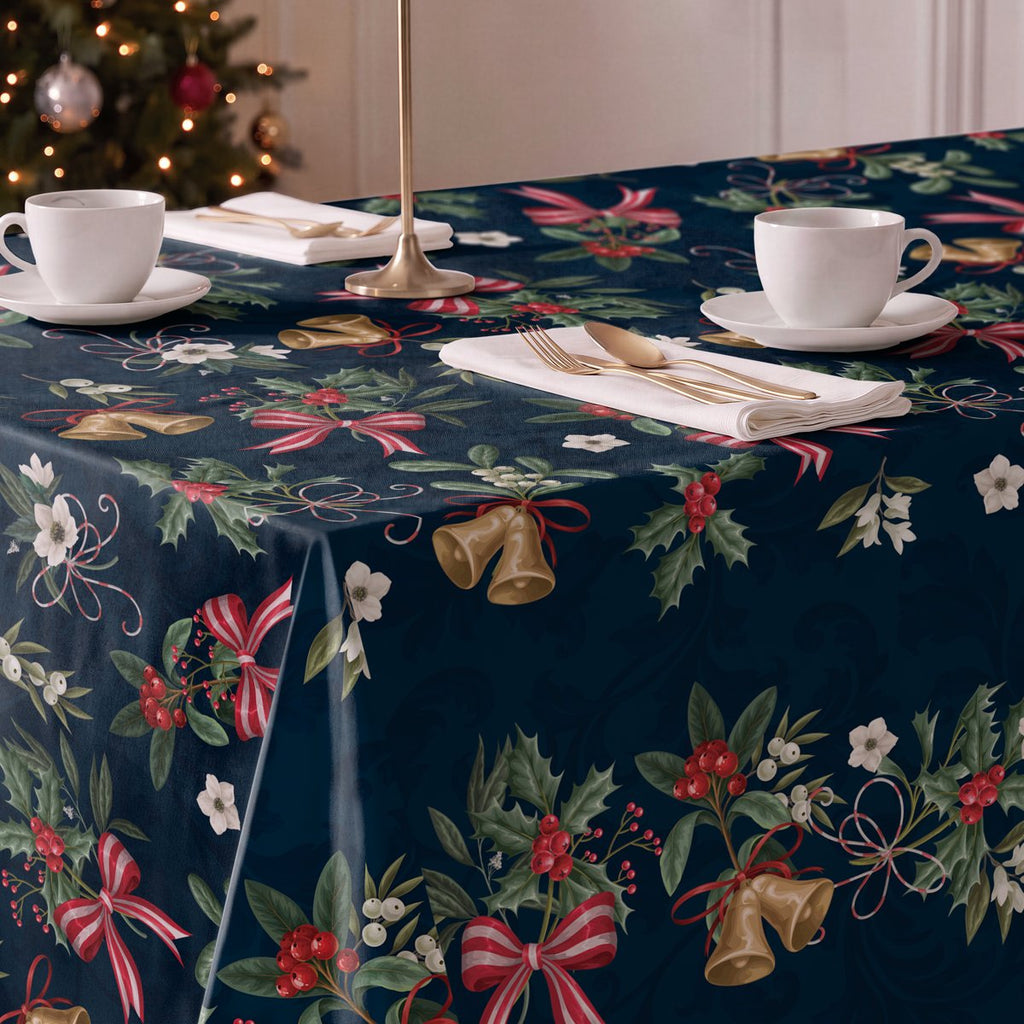 Mantel de Navidad Cedro Marine · Pierre Cardin