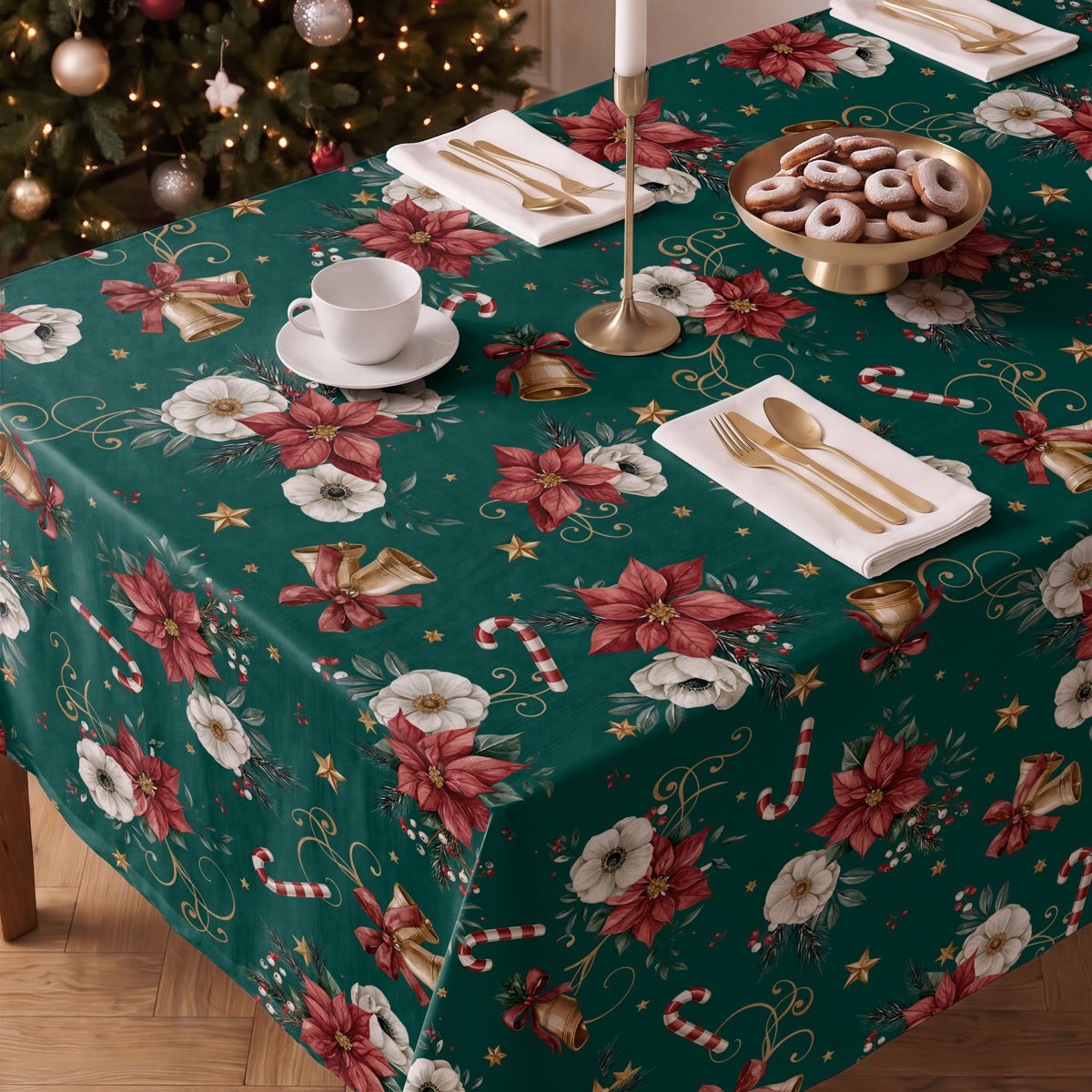 Mantel de Navidad Lucero Green · Pierre Cardin