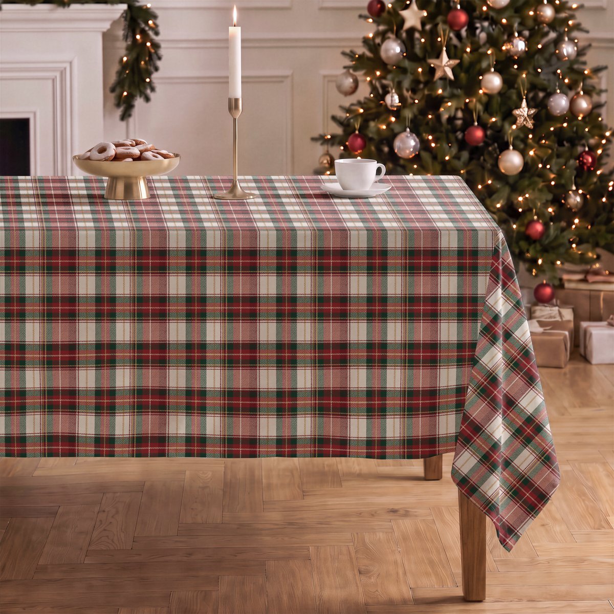 Mantel de Navidad Narvik Red · Pierre Cardin