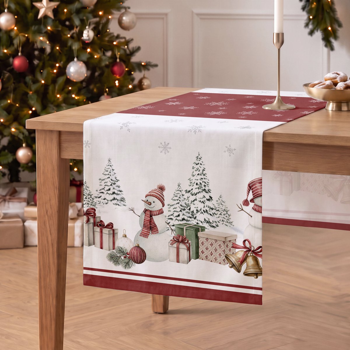 Camino de Mesa de Navidad Helsinki Red · Pierre Cardin
