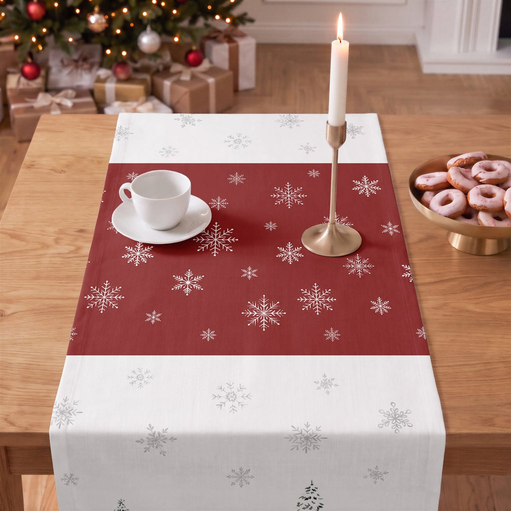 Camino de Mesa de Navidad Helsinki Red · Pierre Cardin