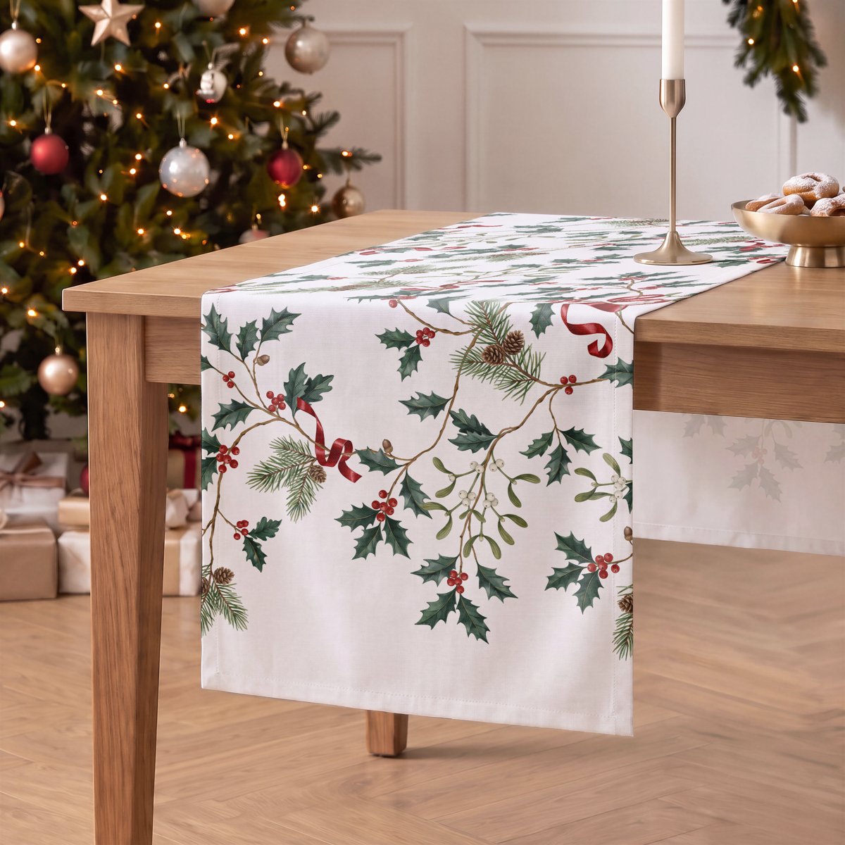 Camino de Mesa de Navidad Silvestre Red · Pierre Cardin