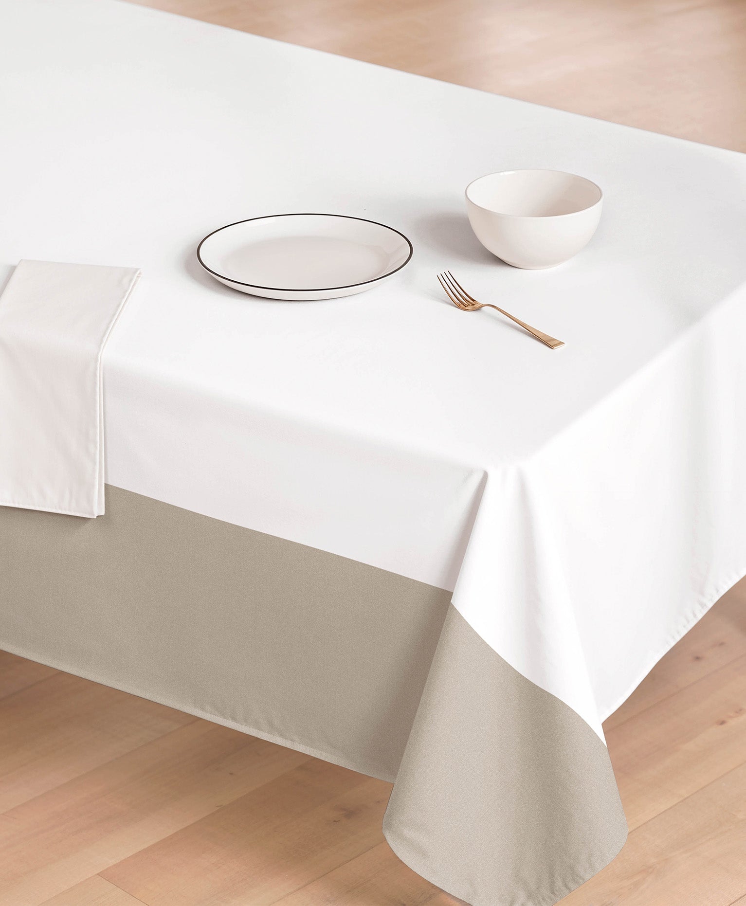 Mantel antimanchas Lyon Beige