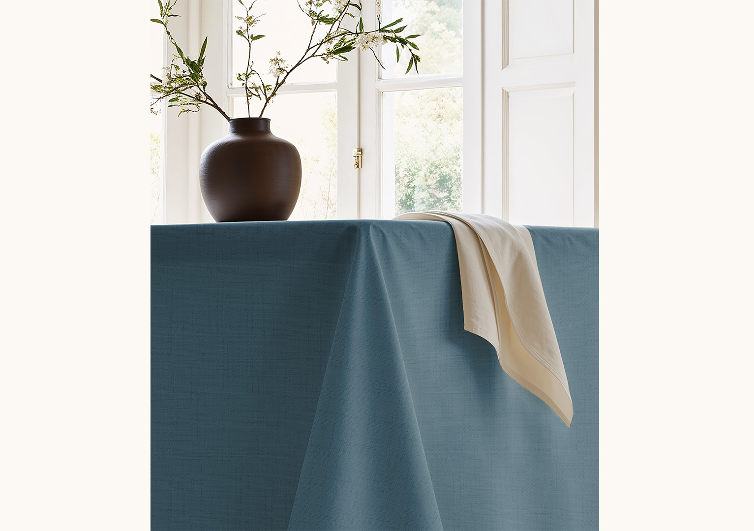 Mantel antimanchas Zen Celeste, mantel azul claro