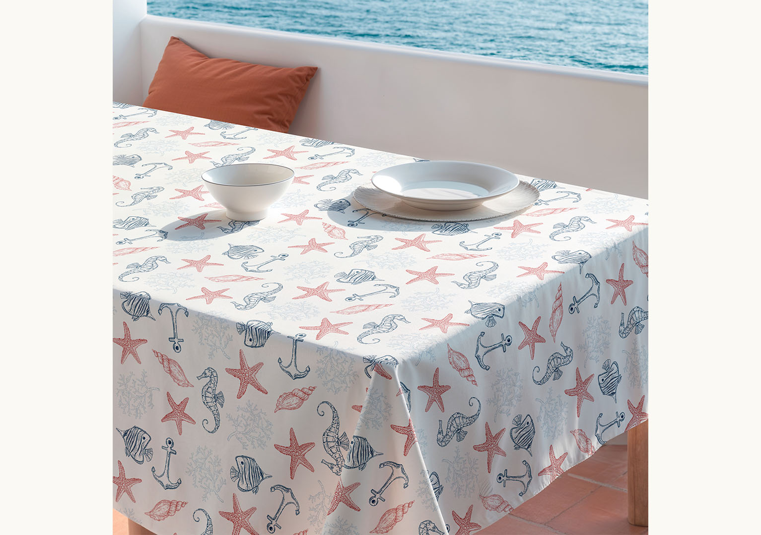 Mantel antimanchas Brisa Rojo, mantel estampado, manteles antimanchas, manteles verano
